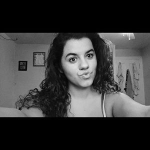 Meet your Posher, Sierra