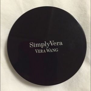 Simply Vera wang transforming eyeshadow quad