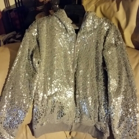 Victoria's Secret Faux Fur Silver Cougar Hoodie - Picture 2 of 4