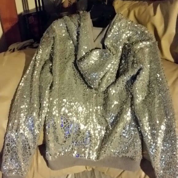 Victoria's Secret Faux Fur Silver Cougar Hoodie - Picture 3 of 4