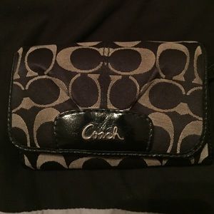 Coach wallet