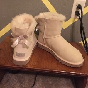 Never wear them. Only worn once.