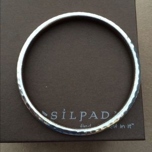 Silpada "retired" hammered sterling silver bangle