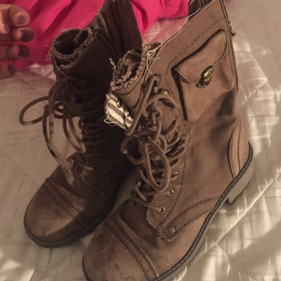 Roxy Brown Combat Boots