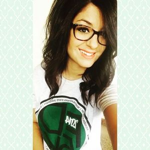 Meet your Posher, Tess