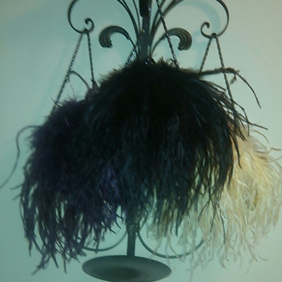 feather change purses