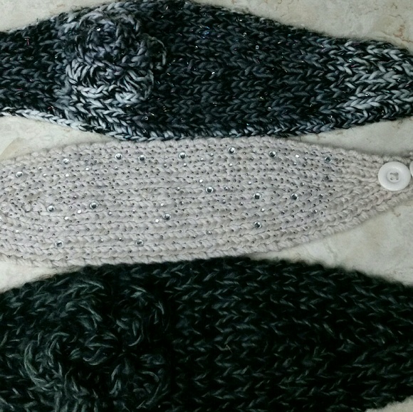 Women's knitted headwraps
