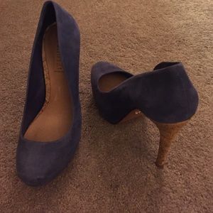 New Schultz HIGH HEEL ROUND TOE PUMP