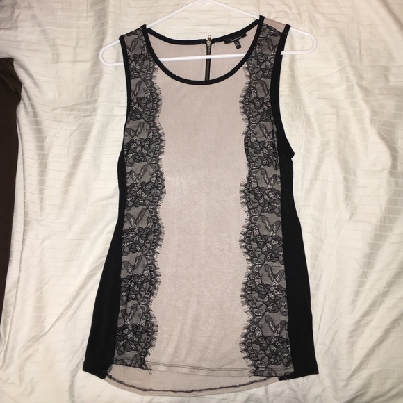 Tank top with lace