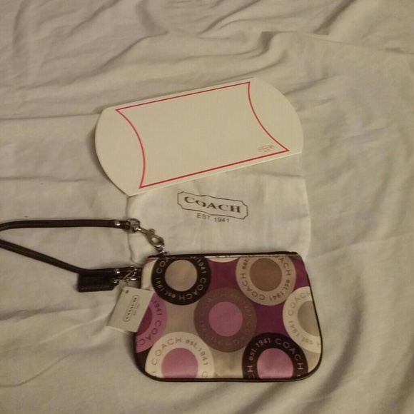 ⚡FINAL⚡FIRM! NWT COACH WRISTLET