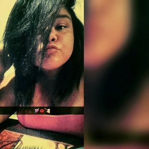 Meet your Posher, Esmeralda