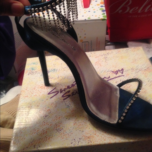 Blue open toe sandals