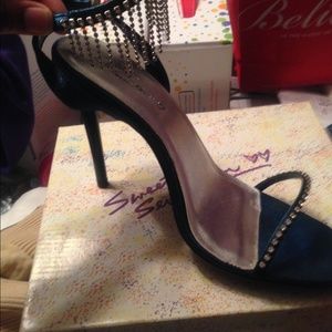 Blue open toe sandals