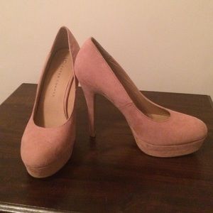 Lauren Conrad Pumps