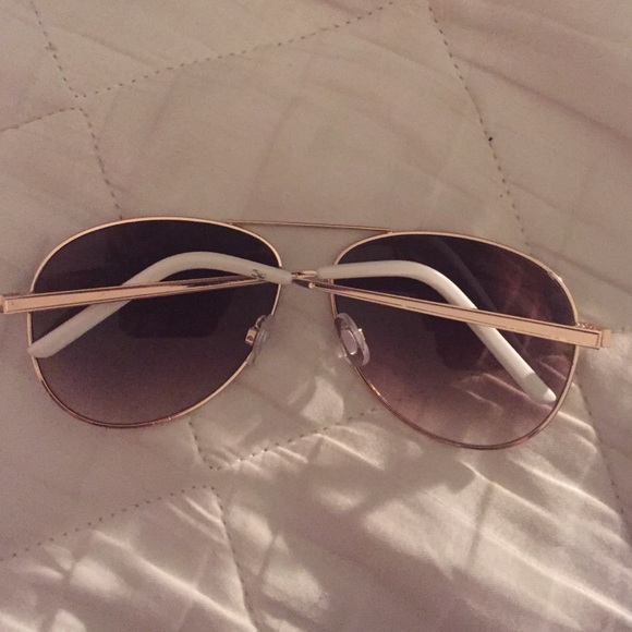 AVIATOR SUNGLASSES - Picture 2 of 2