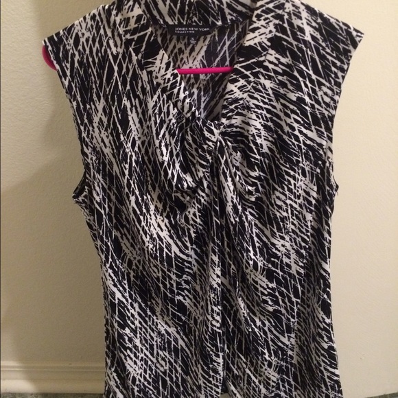 Jones New York Skirt set