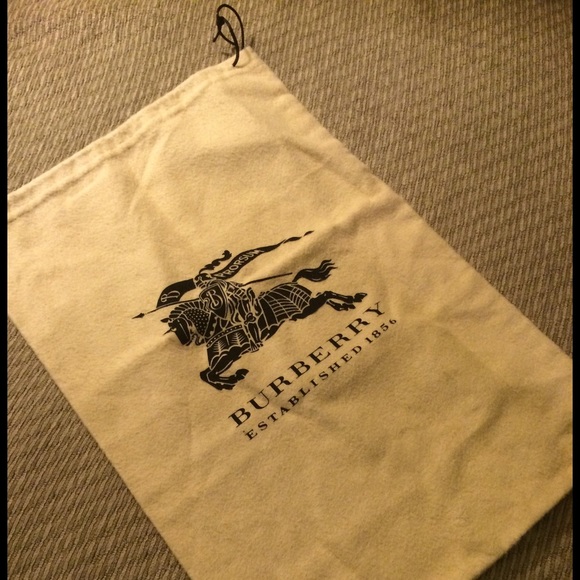 Burberry dust bag