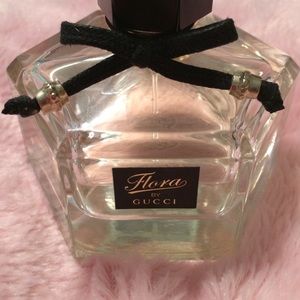 Flora perfume by Gucci