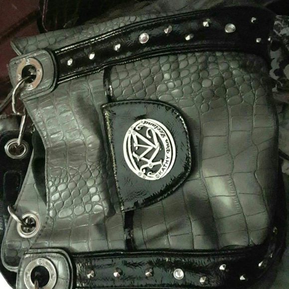 Purses - Picture 4 of 4