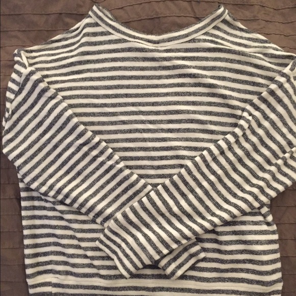 Striped Open Shoulder Top - Picture 1 of 2