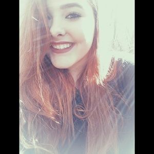 Meet your Posher, Casey