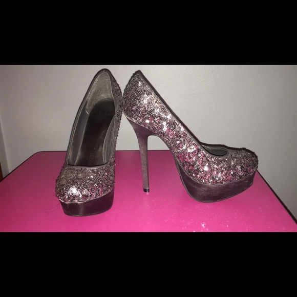 High heel shoes