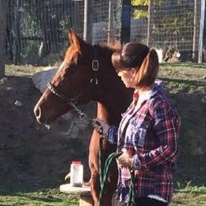 Meet your Posher, Becky