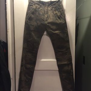 Zara camo pants