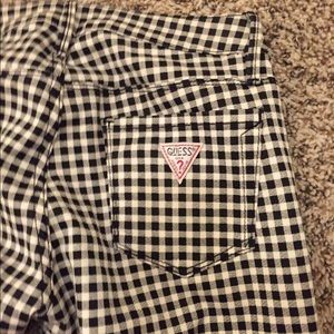 Checkered Cropped Guess Pants