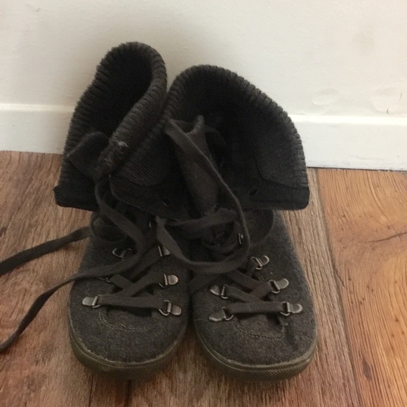 Blowfish wool booties