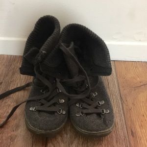 Blowfish wool booties