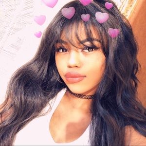 Meet your Posher, Kayla