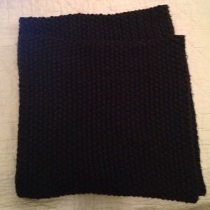 Black infinity scarf!
