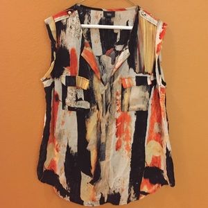 Multi color no sleeve blouse