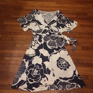 Banana. Republic blue floral dress