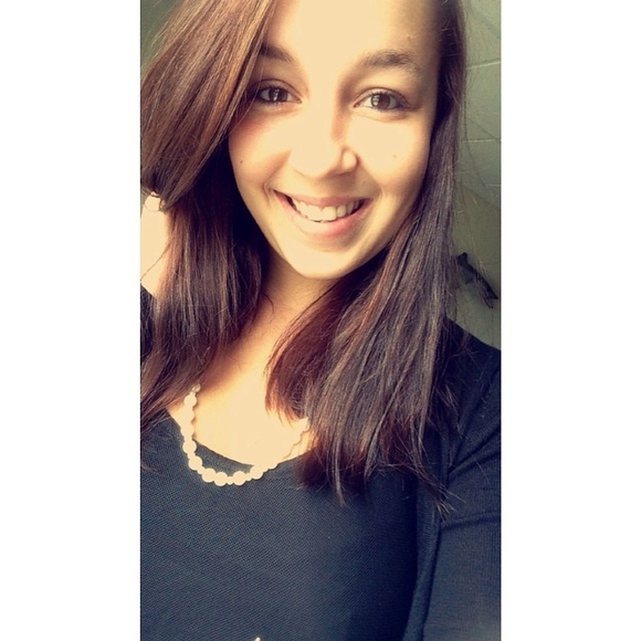 Meet your Posher, Madesyn