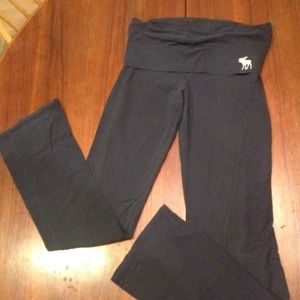 Blue Abercrombie yoga pants