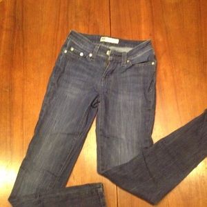 Levi skinny jeans