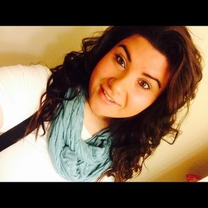 Meet your Posher, Amory