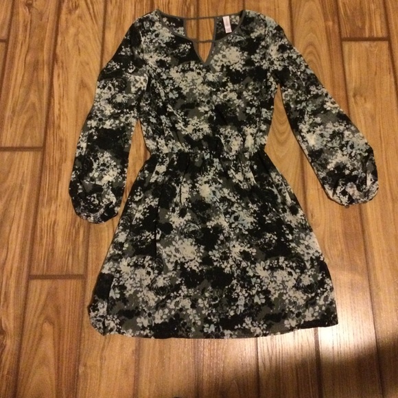 Black shift dress