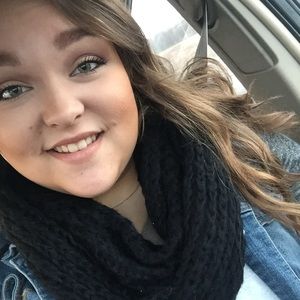 Meet your Posher, Madison