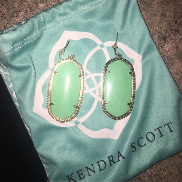 Mint green/sea foam Kendra Scott "Danielle's" NWOT