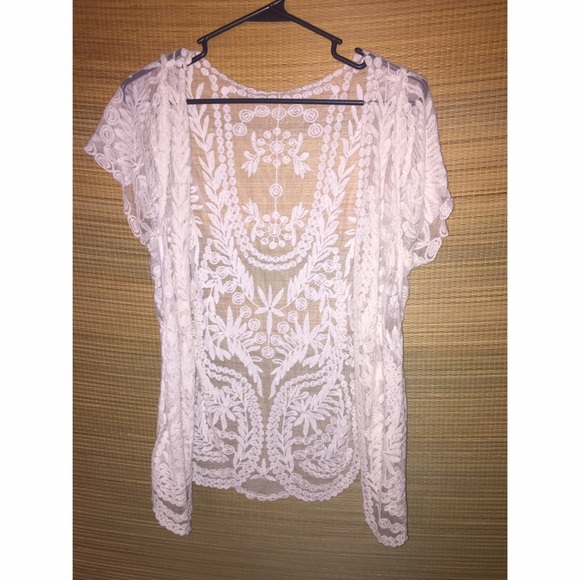 Lace off-white Cardigan