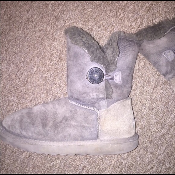 Bailey Button Uggs