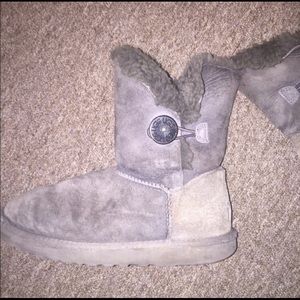 Bailey Button Uggs