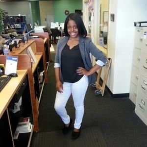 Meet your Posher, Ambar