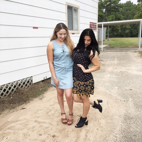 Meet your Posher, Ana - Picture 2 of 3