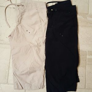 Bundle of Two Columbia Capris Size Small/Medium