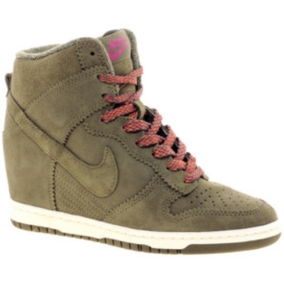 Olive green Nike SKI HI dunks