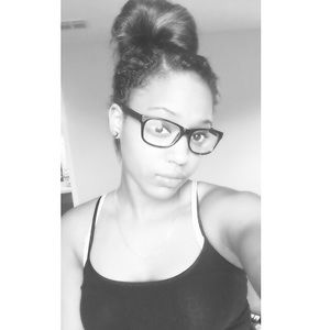 Meet your Posher, Kiyah